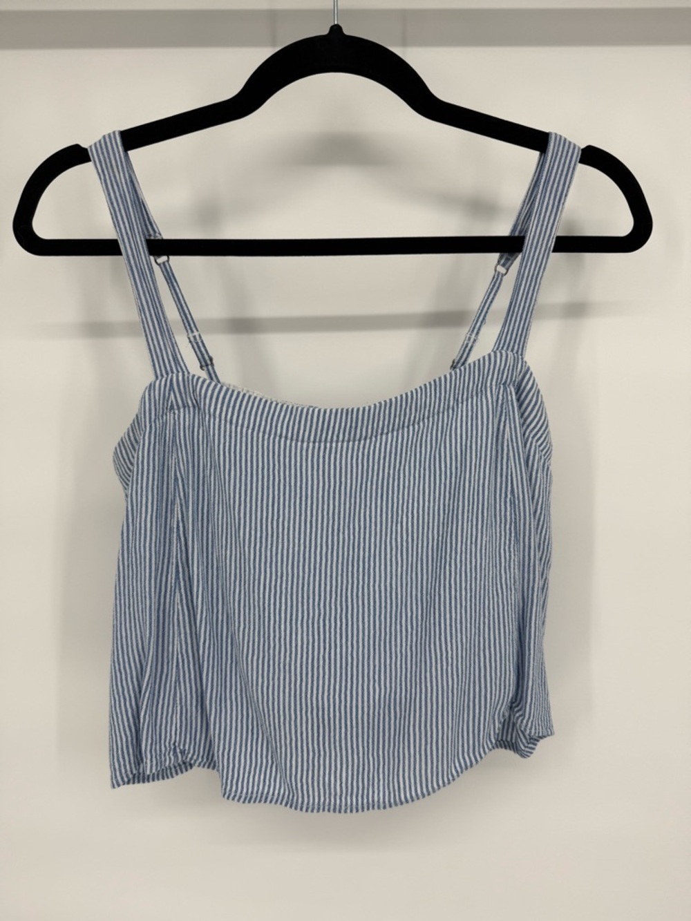 Hollister‎ Striped Smocked Crop Tank Top Large Summer Beachy Girly Lightweight